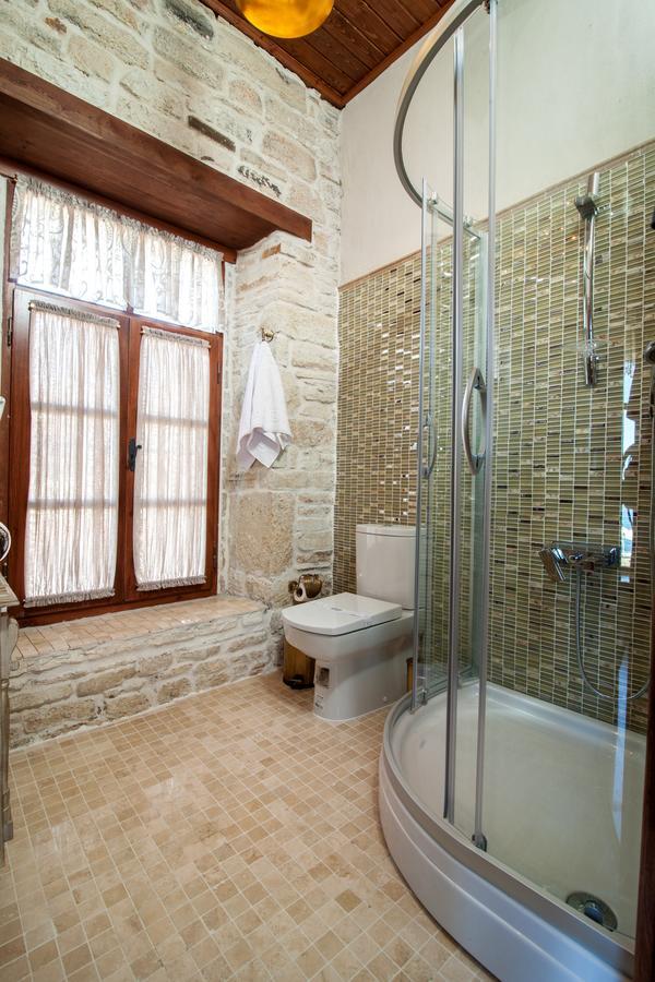 1922 Hotel Yenifoca Esterno foto